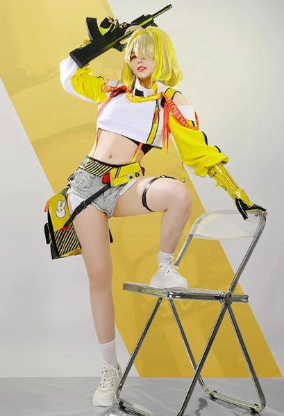 Goddess of Victory: Nikke Elegg Cosplay Costume Crop Top and Shorts with Gloves and Waist Bag