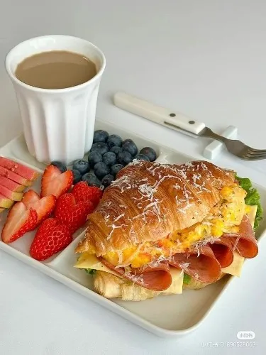 Breakfast 😋