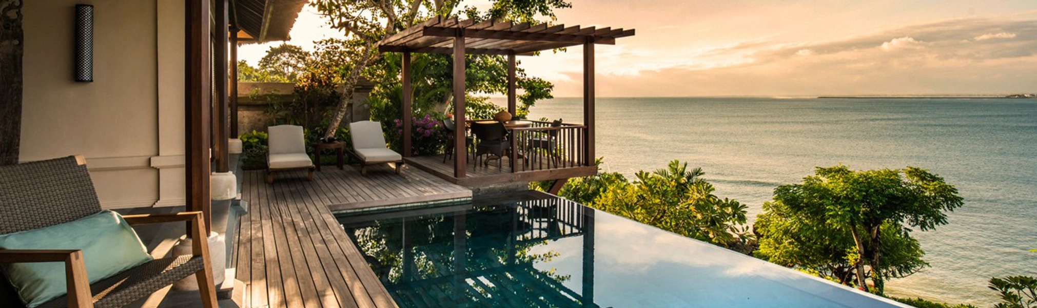 Four Seasons Hotels and Resorts - Gift Cards