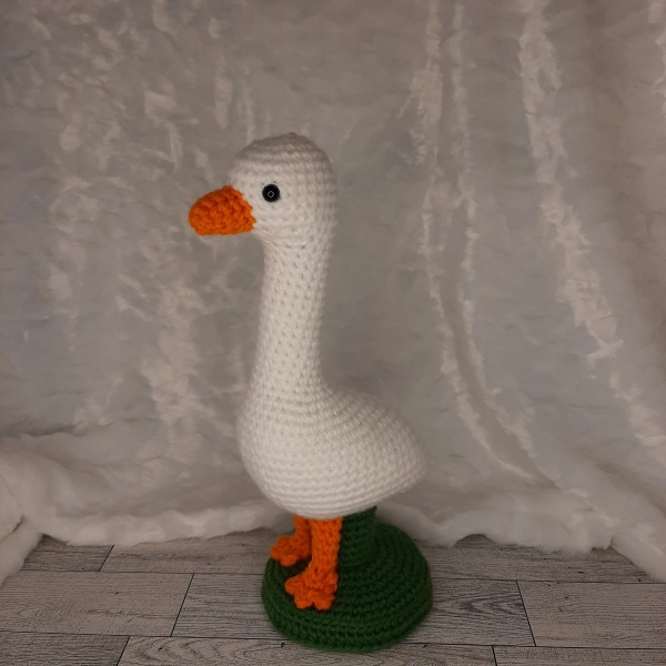Crochet Desk Goose