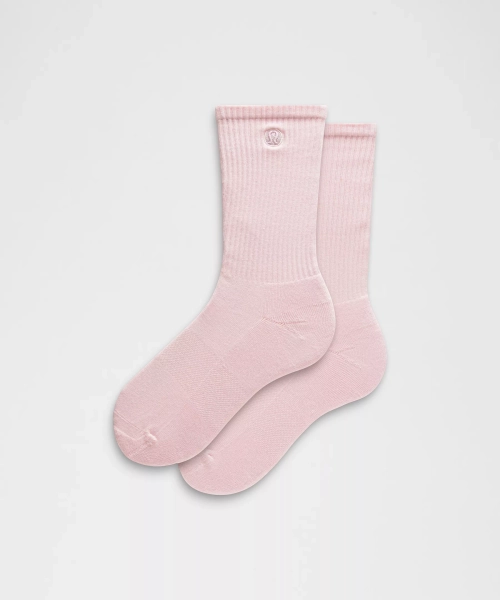 Unisex Daily Essential Crew Socks - Blissful Pink - S