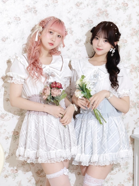 Noemie Sparkling Heart Charm Ribbon Blouse