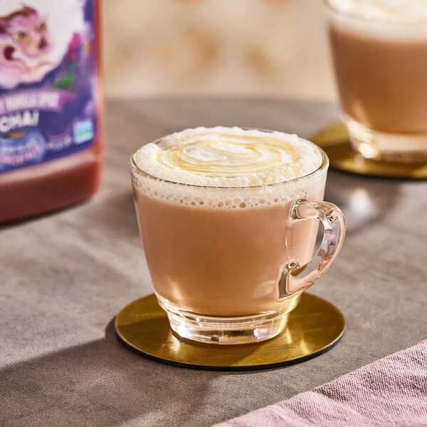 Third Street Honey Vanilla Spice Chai Tea Latte 1:1 Concentrate 64 fl. oz. - 6/Case