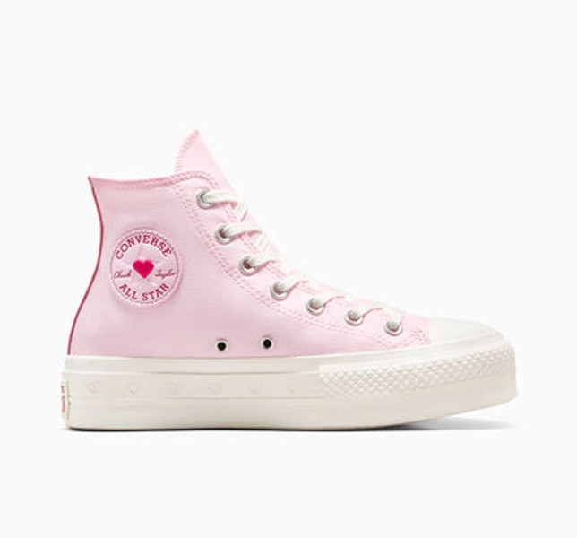 Chuck Taylor All Star Lift Platform Valentine's Day Size 8