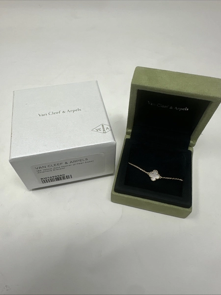 Van Cleef &amp; Arpels 18k Yellow Gold Mother Of Pearl Sweet Alhambra Bracelet