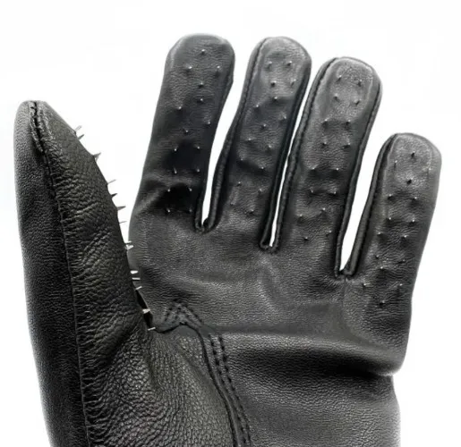 Vampire Gloves