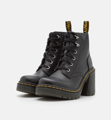 Dr. Martens JESY