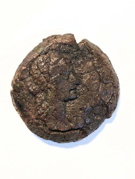 [Rare] Cleopatra VII Drachmae Coin, PTOLEMAIC KINGDOM (51-30 BC)