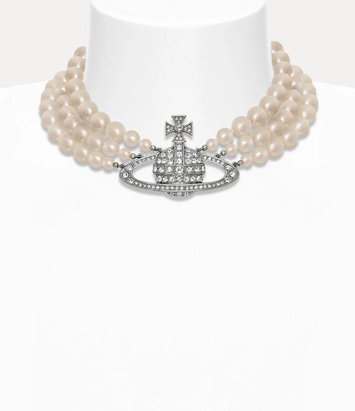 Three Row Pearl Bas Relief Choker