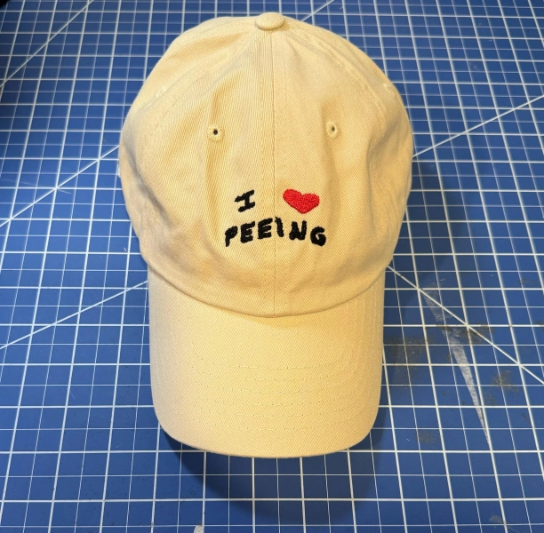 I love peeing hat