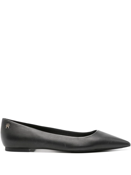 Essential pointed leather ballerina shoes 