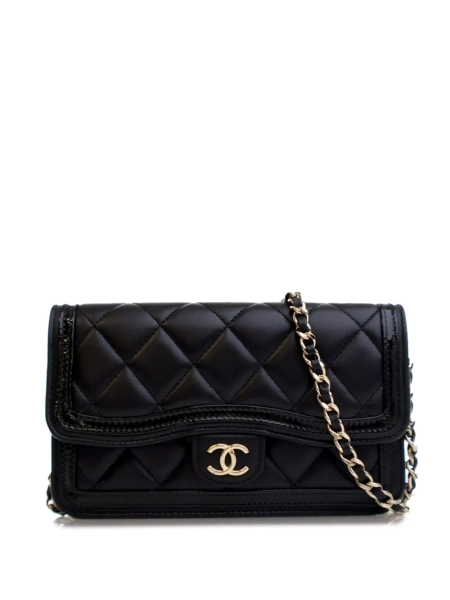 2021-2025 Flap gewatteerde lamsleren crossbodytas met omslag | Eén maat