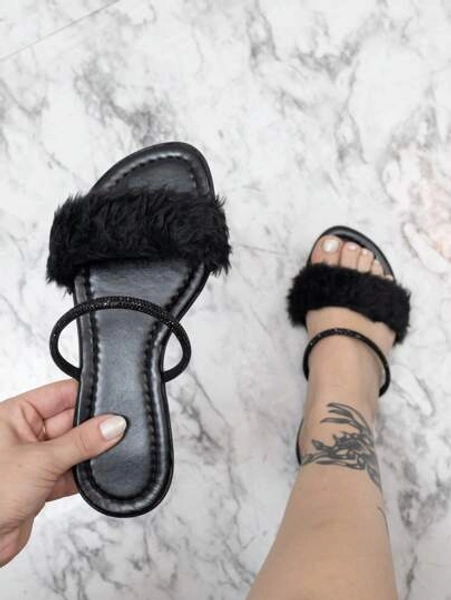 Rasteirinha Feminina de Pelo com Strass Confortável para Festa e Casual Dia - Dia