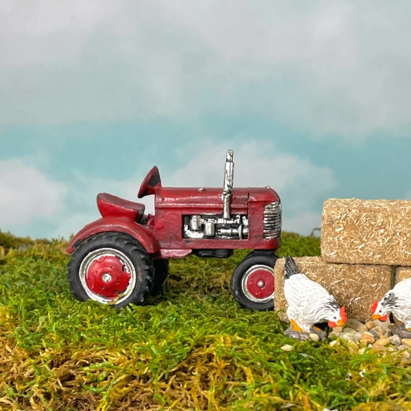 Miniature Tractor, Mini Hay Straw Bales, Chickens Hen, Fairy Garden Accessories, Tiny Gravel Farm Miniatures, Barn Supplies Terrarium Supply - Etsy Italy