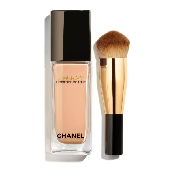 CHANEL Sublimage L'essence De Teint Ultimate Radiance-Generating Serum Foundation