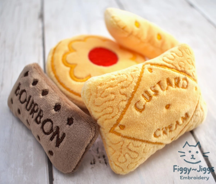 Catnip Biscuit Cat Toys - Set of 4, Custard Cream, Bourbon, Jammy Round and Nice