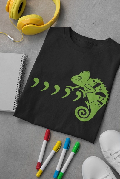 Comma Comma Chameleon Unisex Graphic Tee, Song Pun, English Major Gift, Culture Club, Comma Lover, Pun Tee, Pop Music Parody, Music Fan Gift