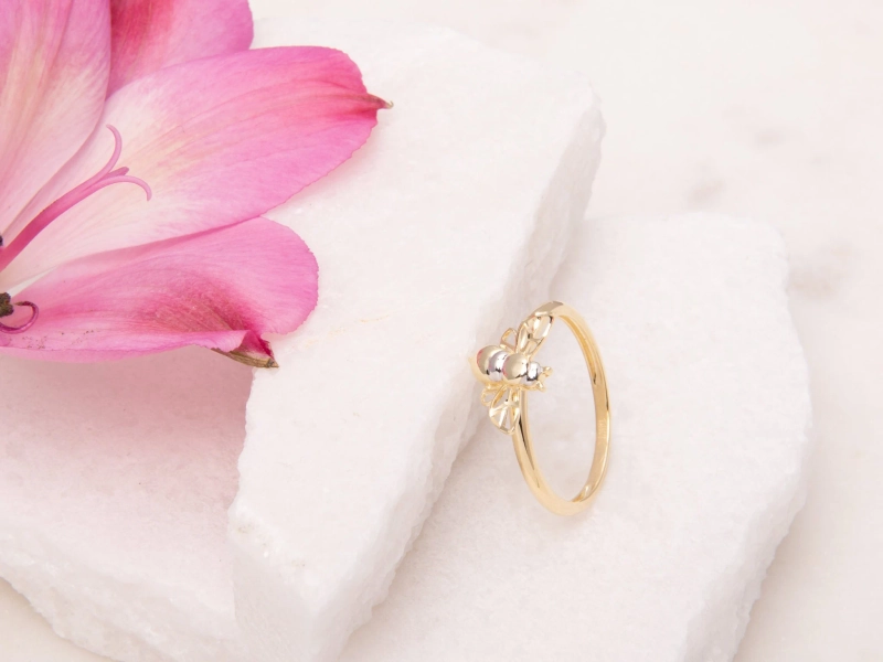 Bee ring, Bee jewelry, Queen bee, Bee gift