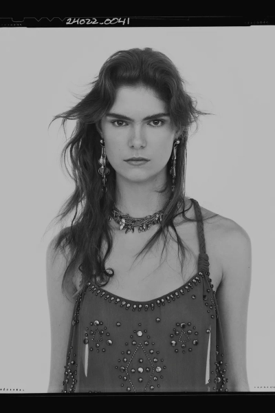 ZARA Official Website