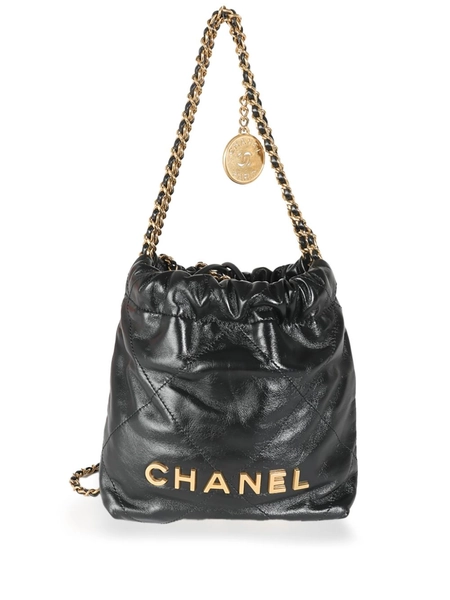 CHANEL Pre-Owned diamond-quilted Leather 22 Bag | Black | FARFETCH AU
