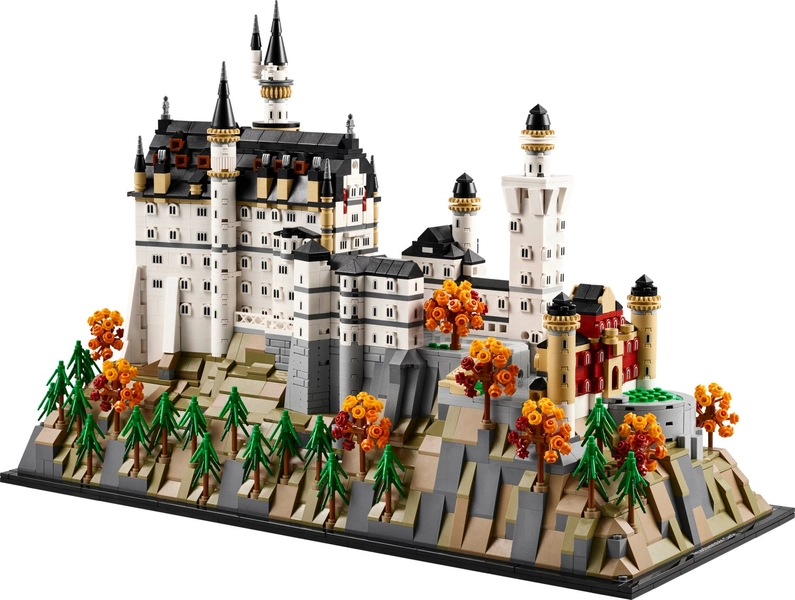 Neuschwanstein Castle 21063 | LEGO