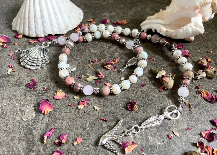 Aphrodite Goddess Prayer Beads, Hellenic, Aphrodite Altar, Greek Mythology, Pagan Prayer Beads, Love spell, Meditation beads, Pagan Rosary