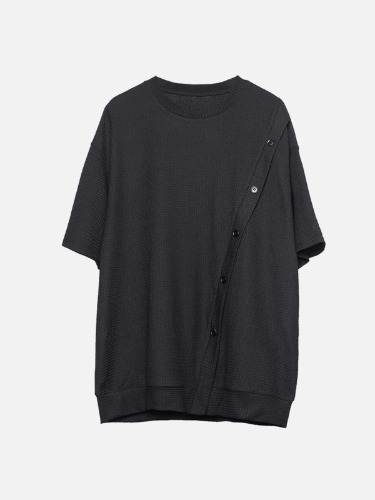 NEV Functional Oblique Button Tee | Black / XL