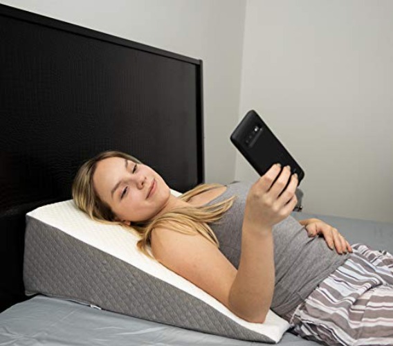 Kӧlbs Bed Wedge Pillow with Memory Foam Top | Chic Jacquard Cover | Wedge Pillow for Sleeping and Acid Reflux, Heartburn, GERD - Standard Width 7.5" Height