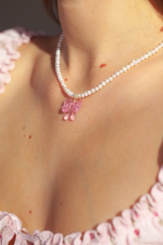 Pearly Ribbon Necklace 