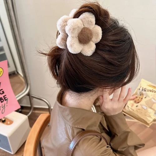 Neutral Browns Cozy Plush Flower Hair Claw Clip Hair Accessories - Cream