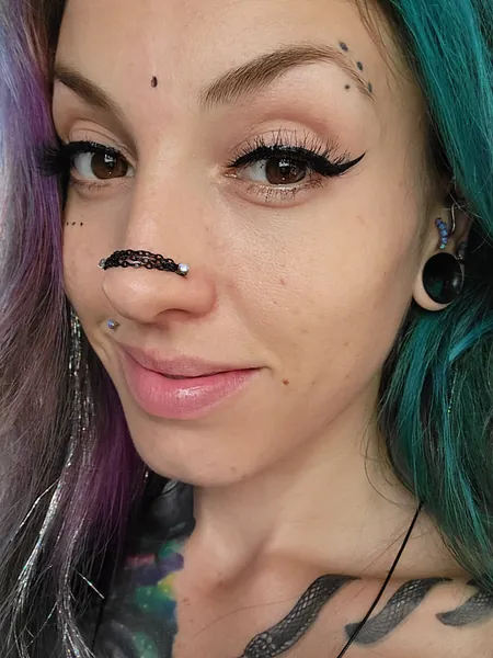 Black Triple Cable Double Nostril Chain