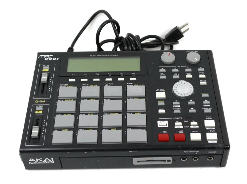 Akai Professional MPC 1000 Music Production Center Sampler Sequencer Drum Pad
