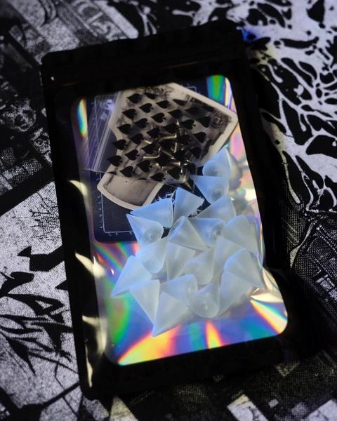 Glow in the dark Cone Bulldog Spikes, 20mm by 14mm, Screw back, Phosphorescent or UV reactive studs for leathercraft