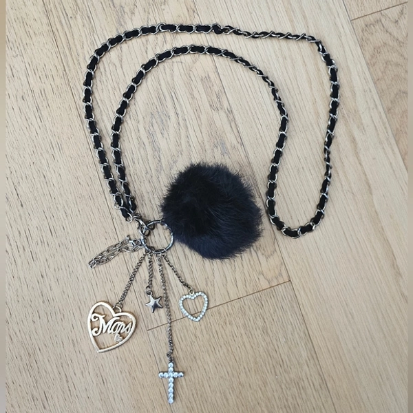 Ma*rs Agejo Gyaru Jirai Black Fur Keychain Purse Charm With Gold Logo Heart