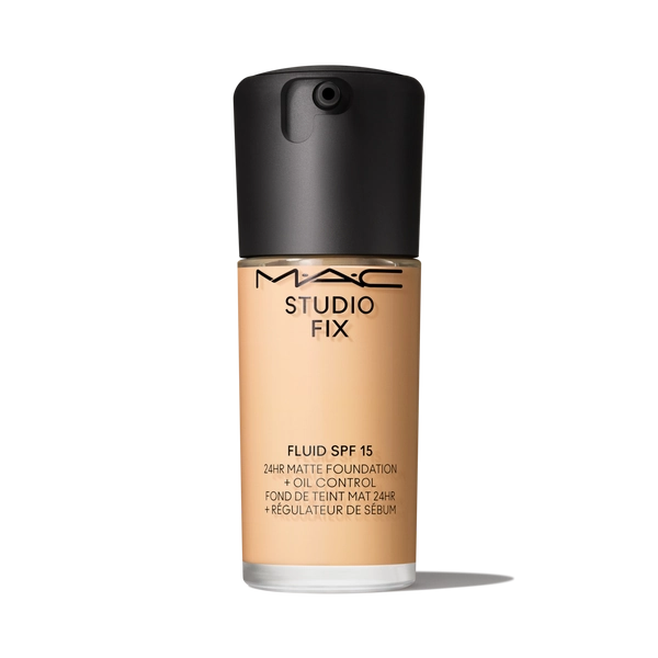 Studio Fix Fluid SPF 15 24HR Matte Foundation + Oil Control 