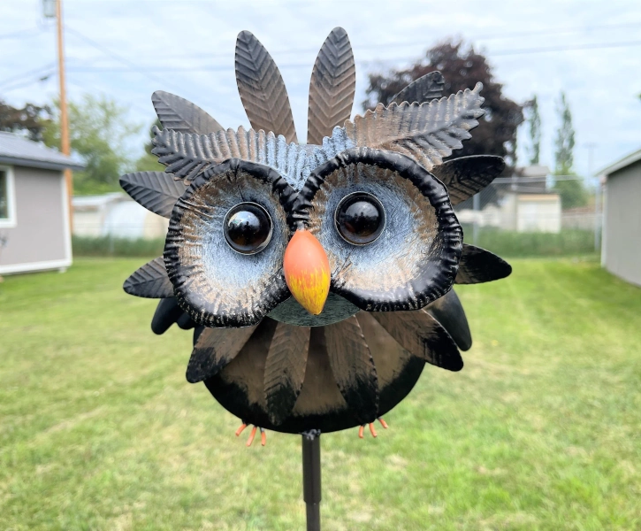 Metal Owl Yard Stake Wind Spinner Windmill Whirly-Gig Yard Garden Art Decor