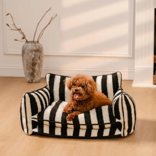 Trendy Striped Faux Lambswool Double Layer Dog &amp; Cat Sofa Bed
