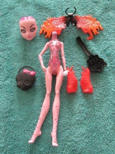 Monster High Doll Inner Monster Fangtastic Love Fearfully Feisty