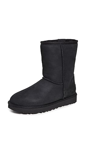 UGG Women's Classic Short Boot II - 8 - Black