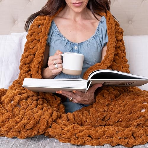 SAMIAH LUXE Orange Chunky Knit Blanket