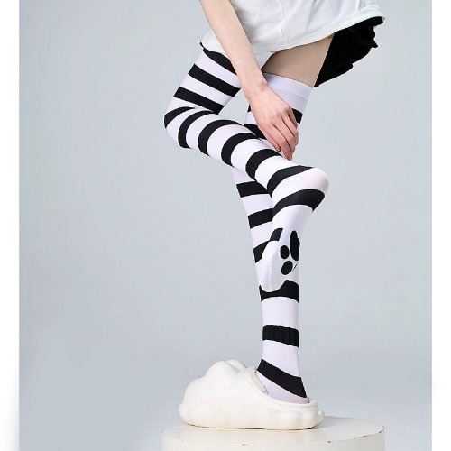 Jirai Kei Stockings Thigh-High Socks Striped Knee Socks | Black and white stripe / F