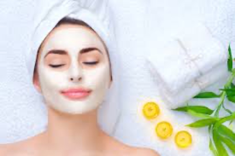 Monthly Facial at Glowbar