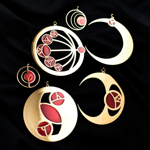 Bayonetta Moon Pendants