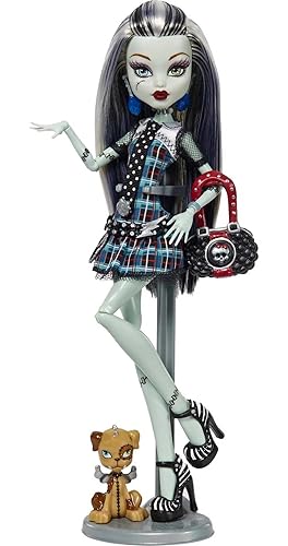 Monster High Frankie Stein Reproduction Doll (10.5 in) Wearing Original Fashion & Shoes, with Pet, Doll Stand & Accessories, Gift for Collectors - Multicolor