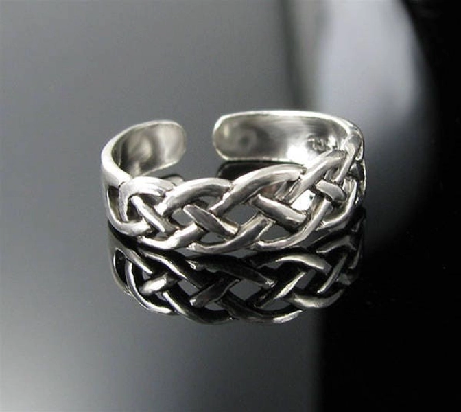 Celtic Knot Toe Ring - Genunine .925 Sterling Silver
