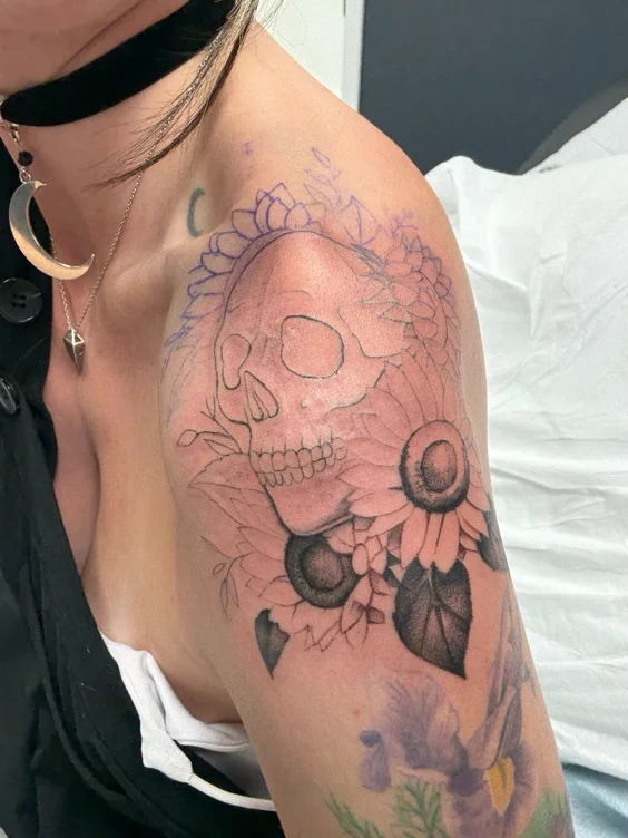 Skull & Sunflower Tattoo