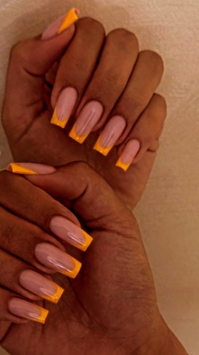 Period Manicure 💅🏾 