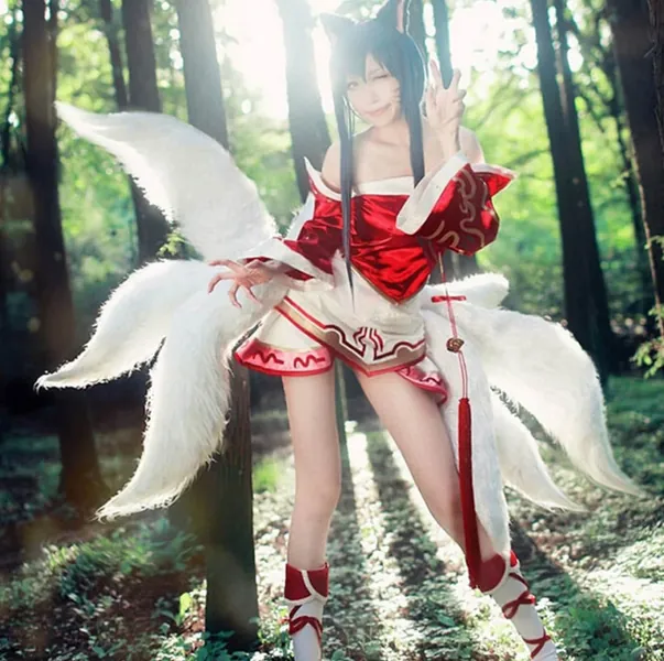 LOL Ahri's Tail Ahri Cosplay Costume Prop White