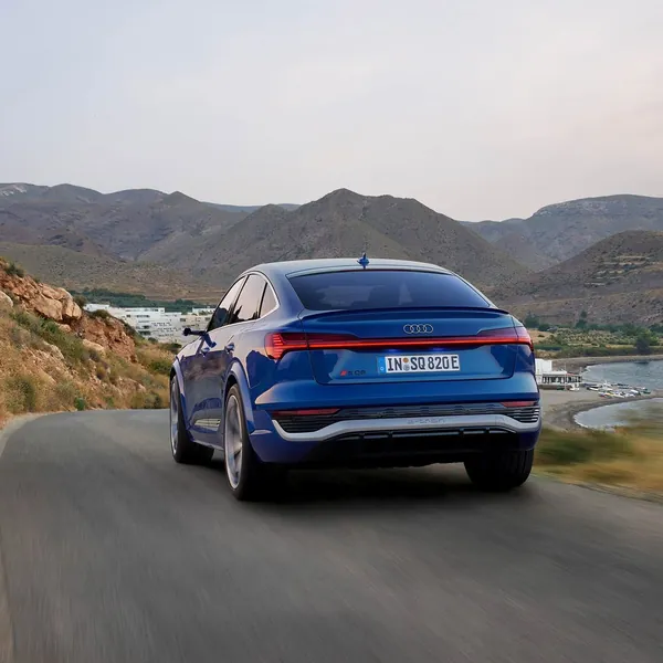 Audi SQ8 Sportback e-tron » Športen in eleganten. | Audi Slovenija