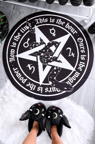 Witchy Round Rug | One Size / Black / 100% Polyester
